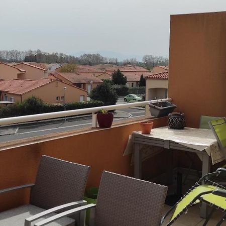 Appartement avec grande terrasse à 15 mn de la mer Saint-Estève Esterno foto